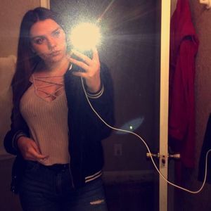 Meet your Posher, Lilly